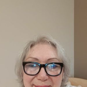 Meet your Posher, Helene